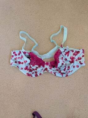 Elomi EL8400SEZ Underwire Balconette Bra with Pink Floral Petal Print and Lace